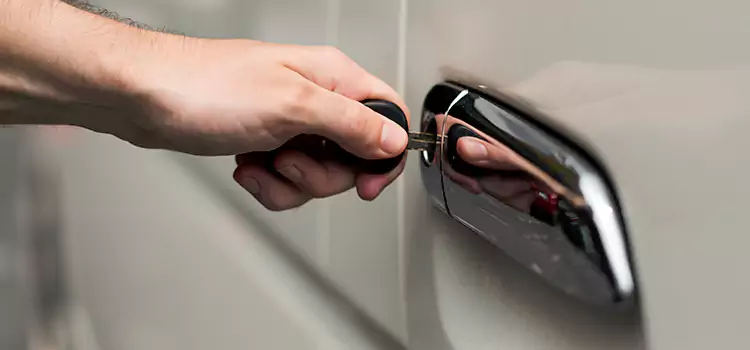 Why Choose Our Auto Locksmith Team in Lees Summit, MO?